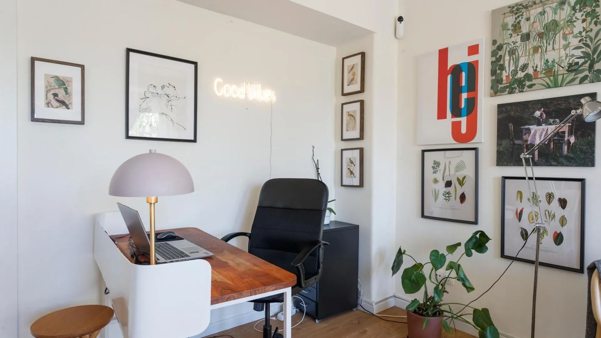 Apartment Expresso Martinis In Lisbon By Misha'S Place 4C Portugal